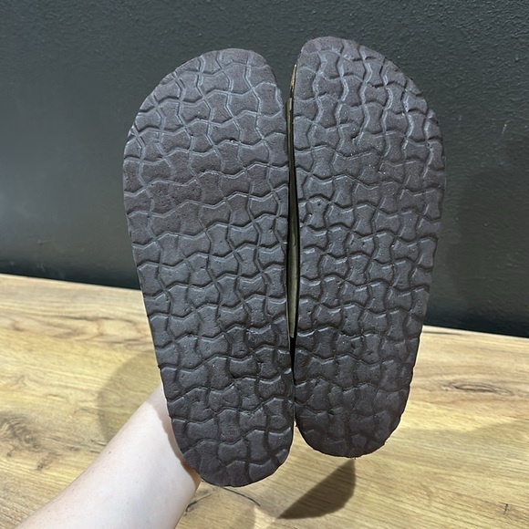 Olive cushionaire women’s lane cork footbed sandal bronze green taupe leather - Picture 9 of 9